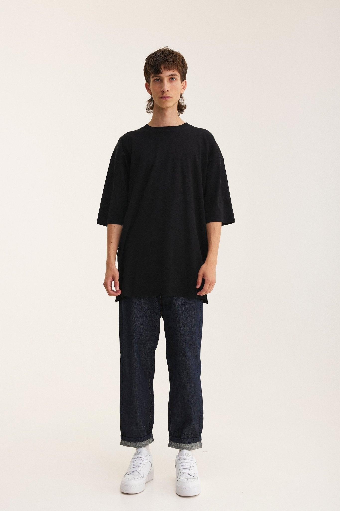 AER Black T-shirt - MYS