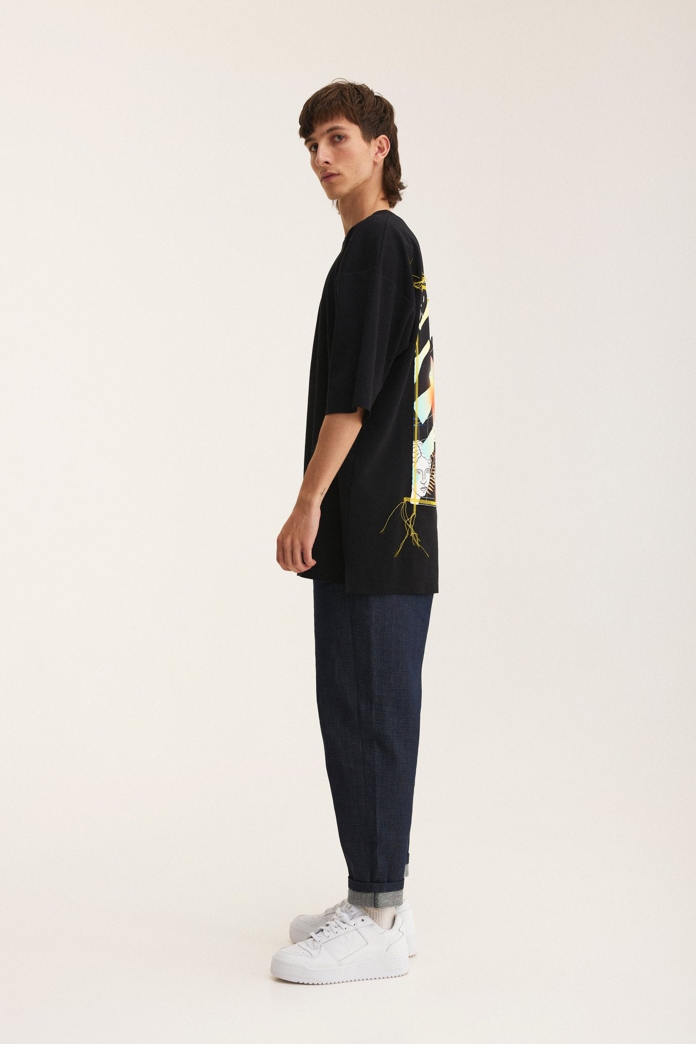 AER Black T-shirt - MYS