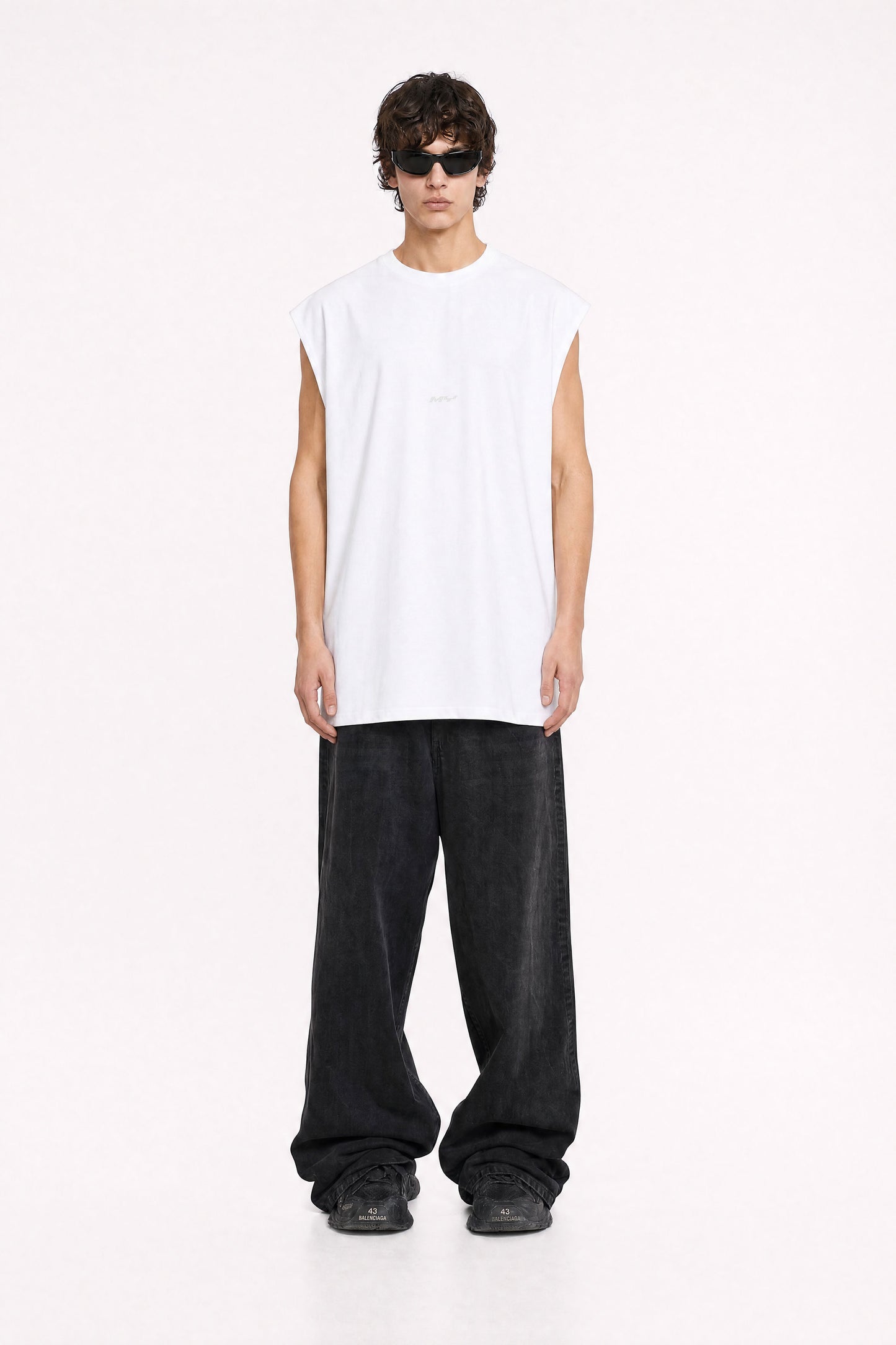 MYSIMPLICATED® Oversized White Sleeveless Tee