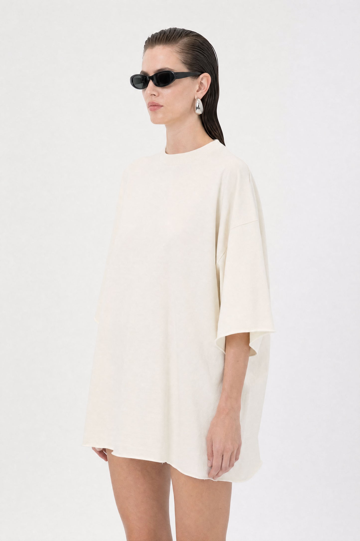 Soldout Oversized Off-White Tee
