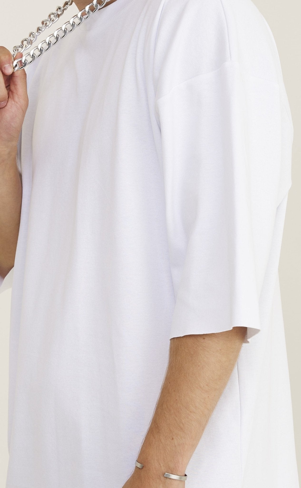Oversized Cotton White T-shirt Lucky - MYS