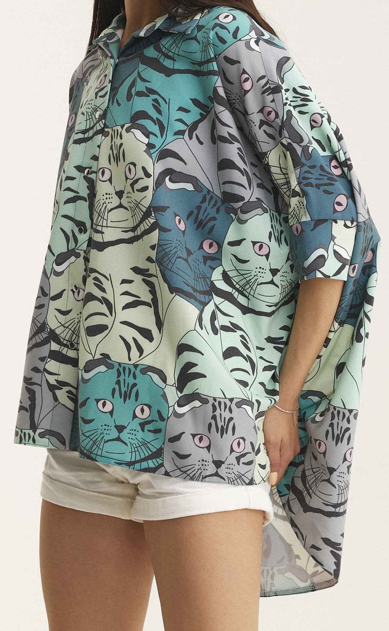 Oversized Shirt Meow (recycled fabric) - MYS