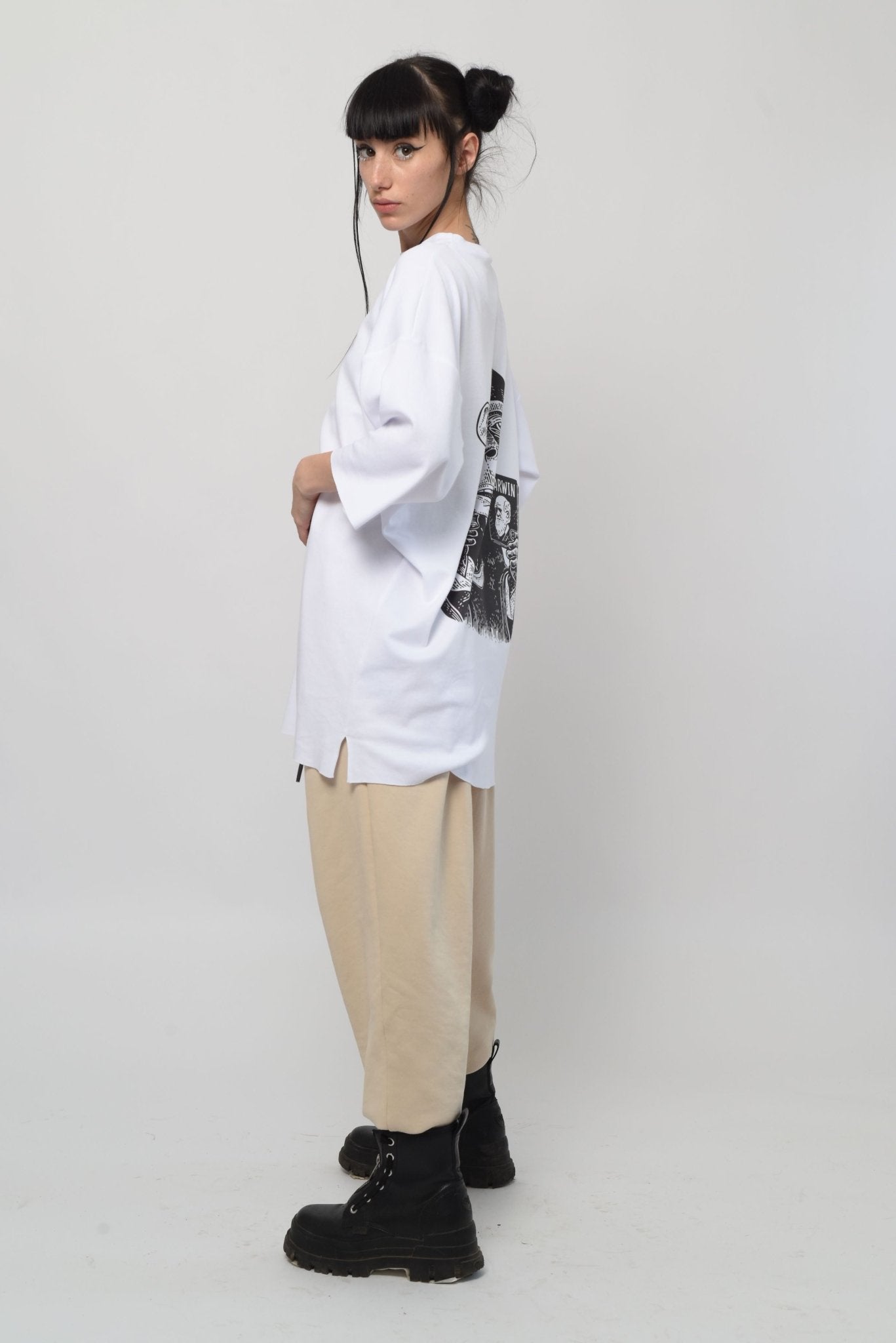 White T-shirt Darwin - mysimplicated