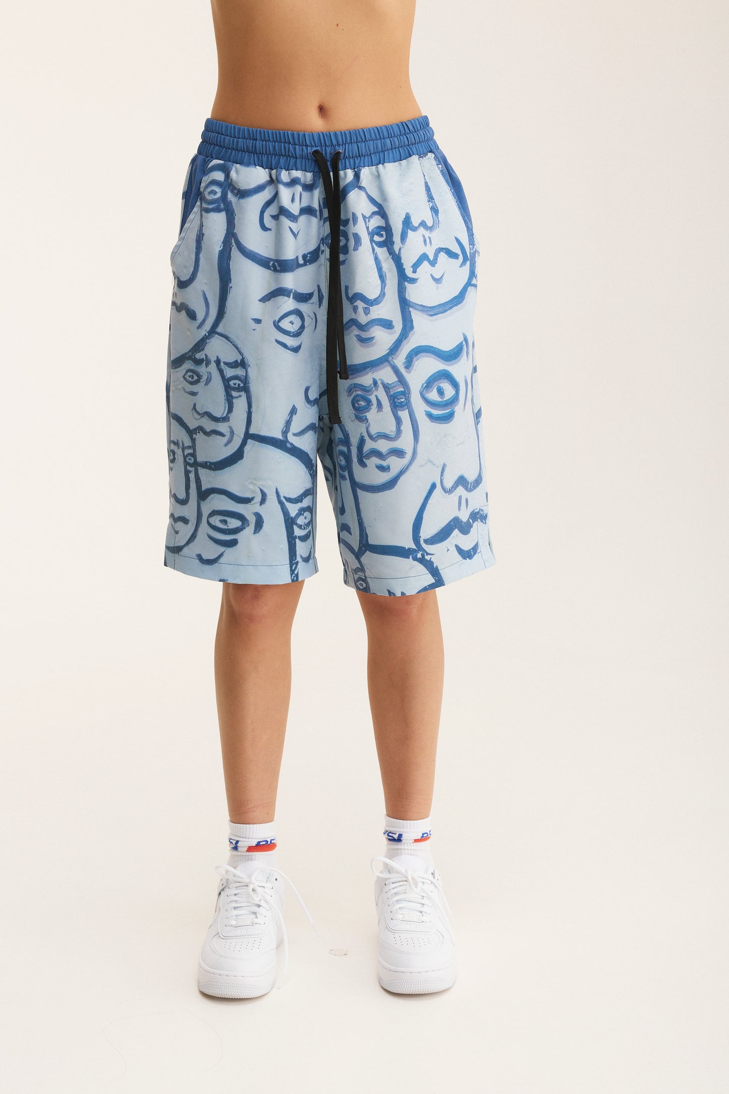 Bermuda Shorts Faces (recycled fabric)