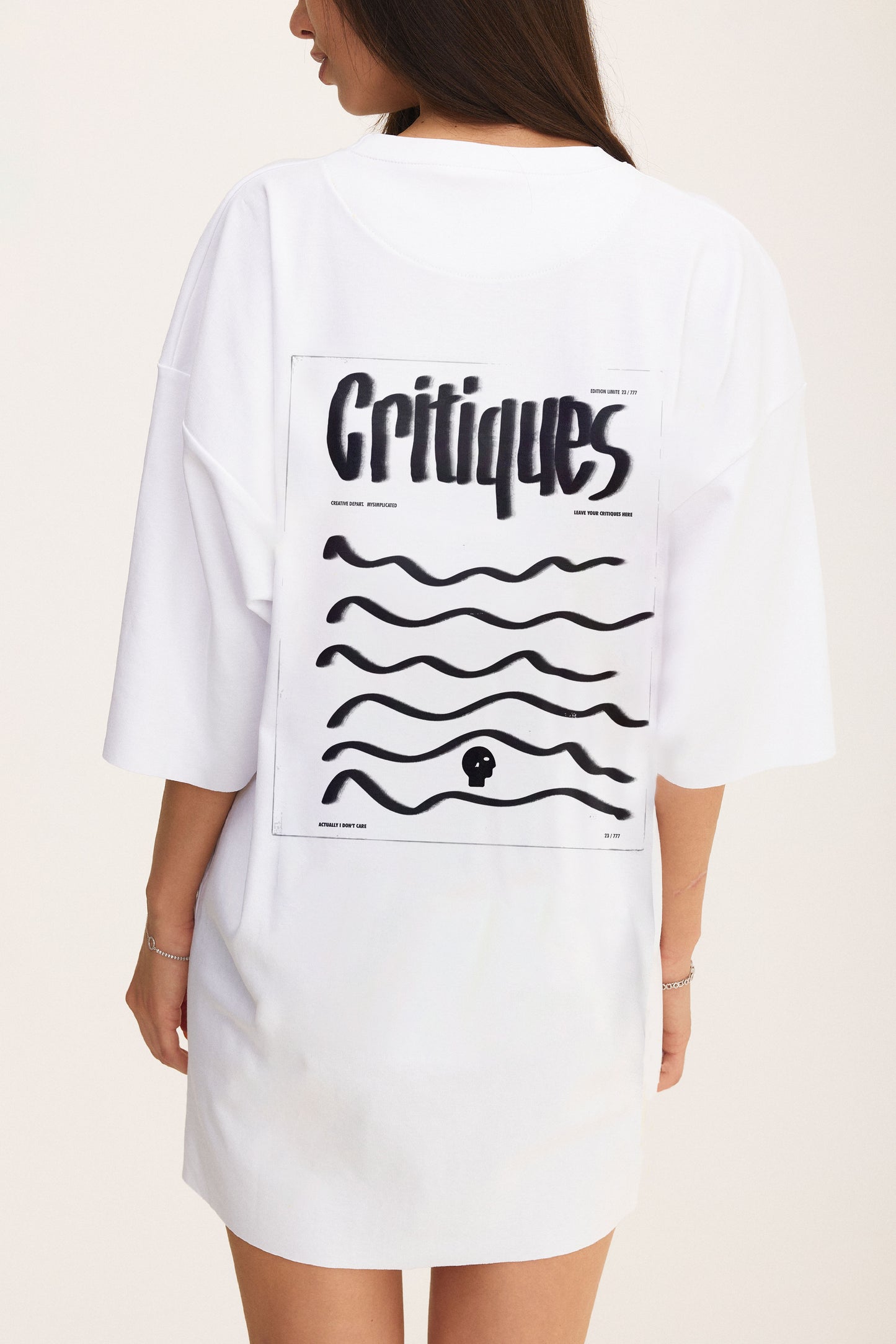 Oversized Cotton White T-shirt Critiques