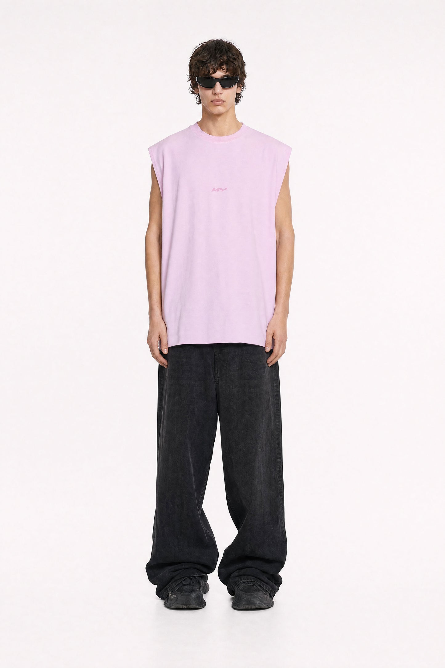 Oversized Sleeveless T-Shirt