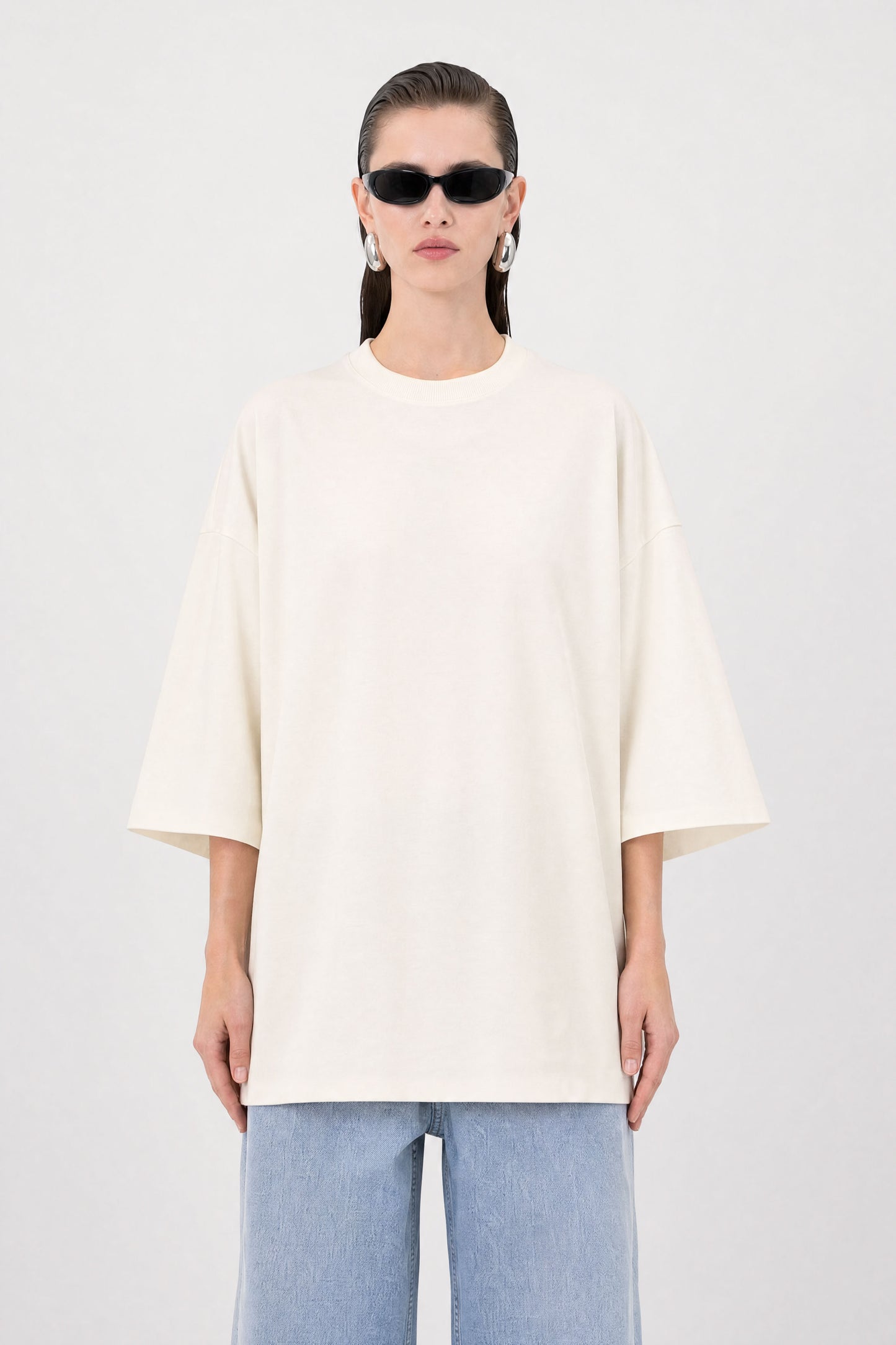 World Tour Oversized Off-White Tee