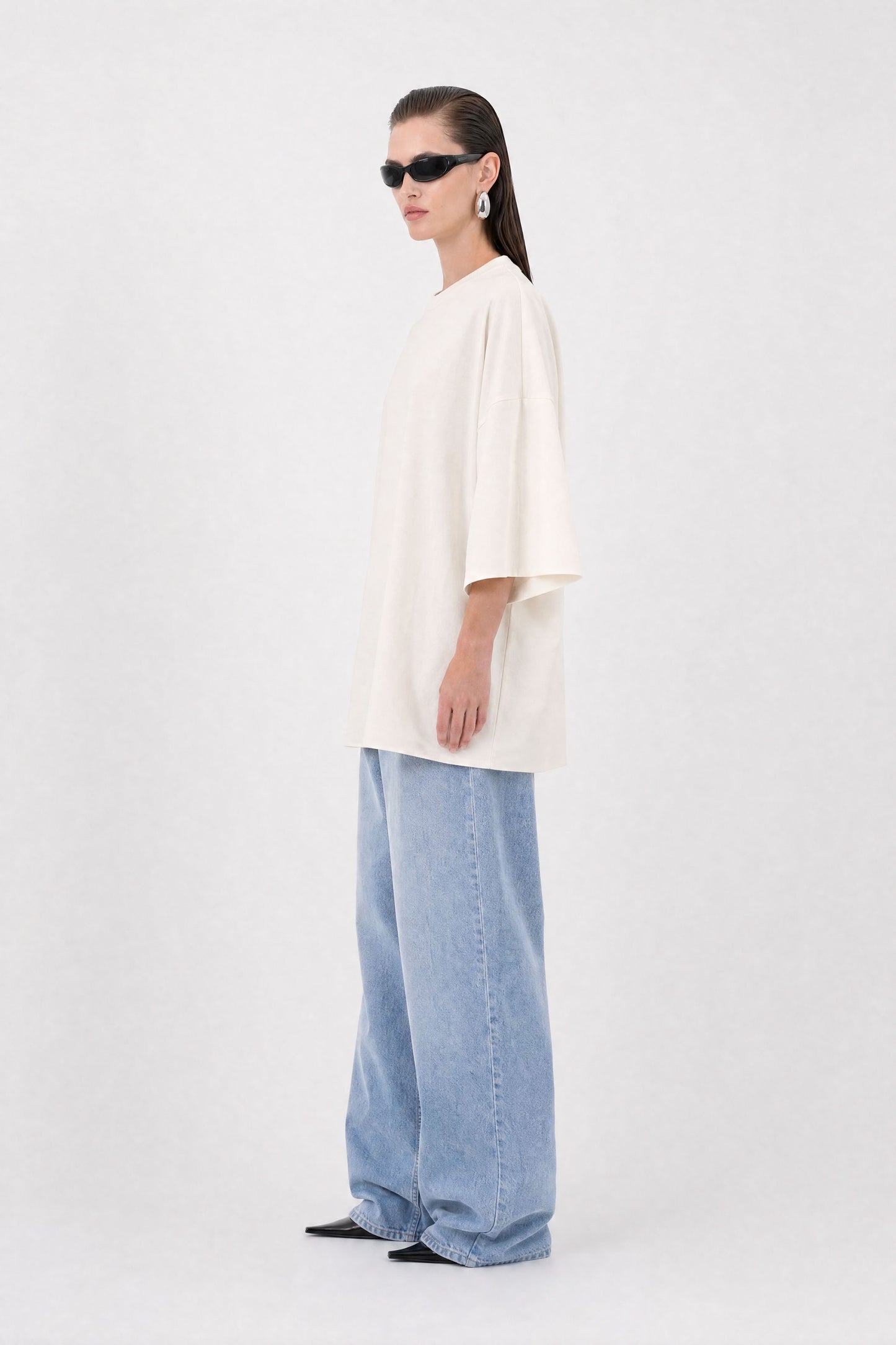 World Tour Oversized Off-White Tee