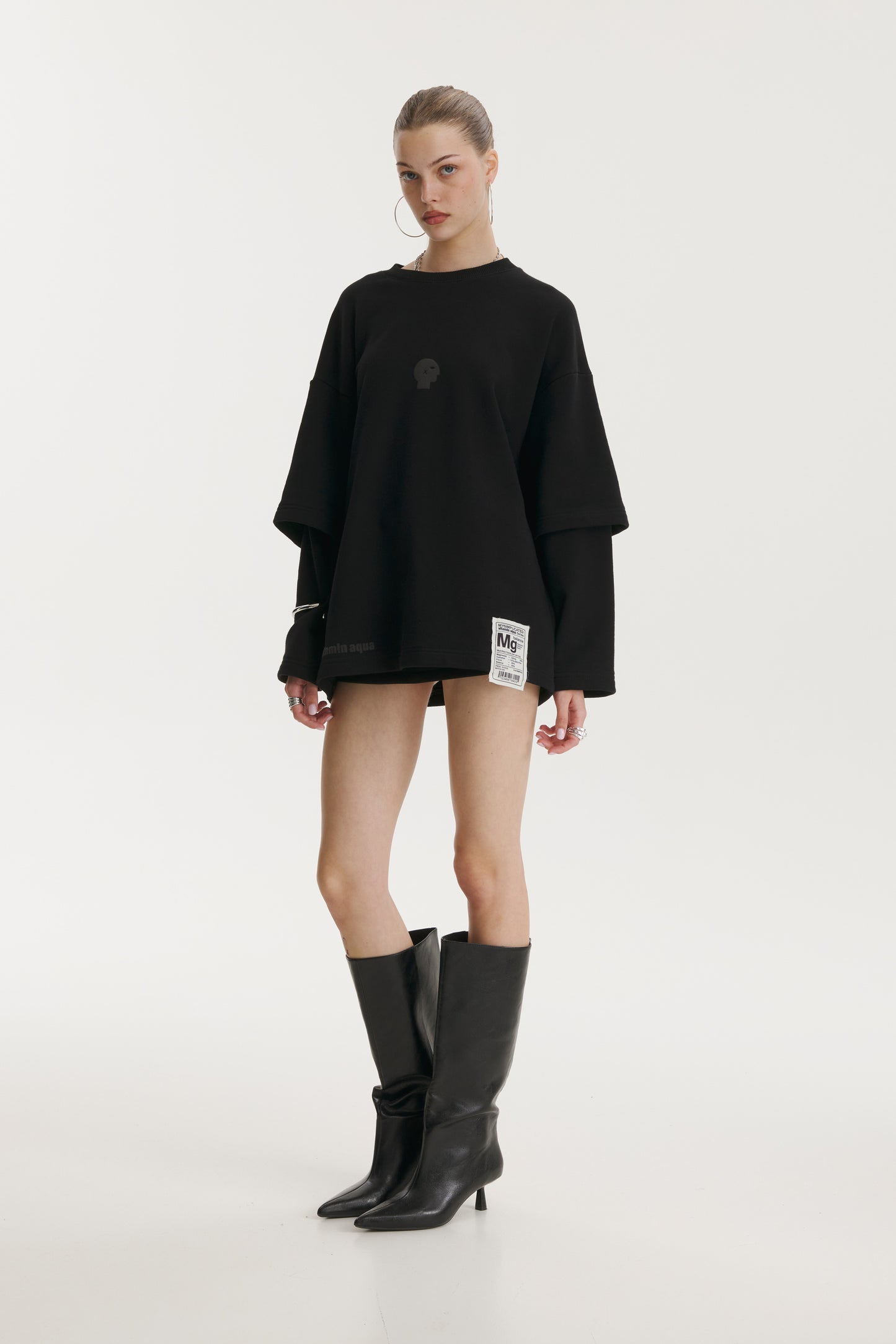 Vitamin Aqua MG Black Double Sleeve