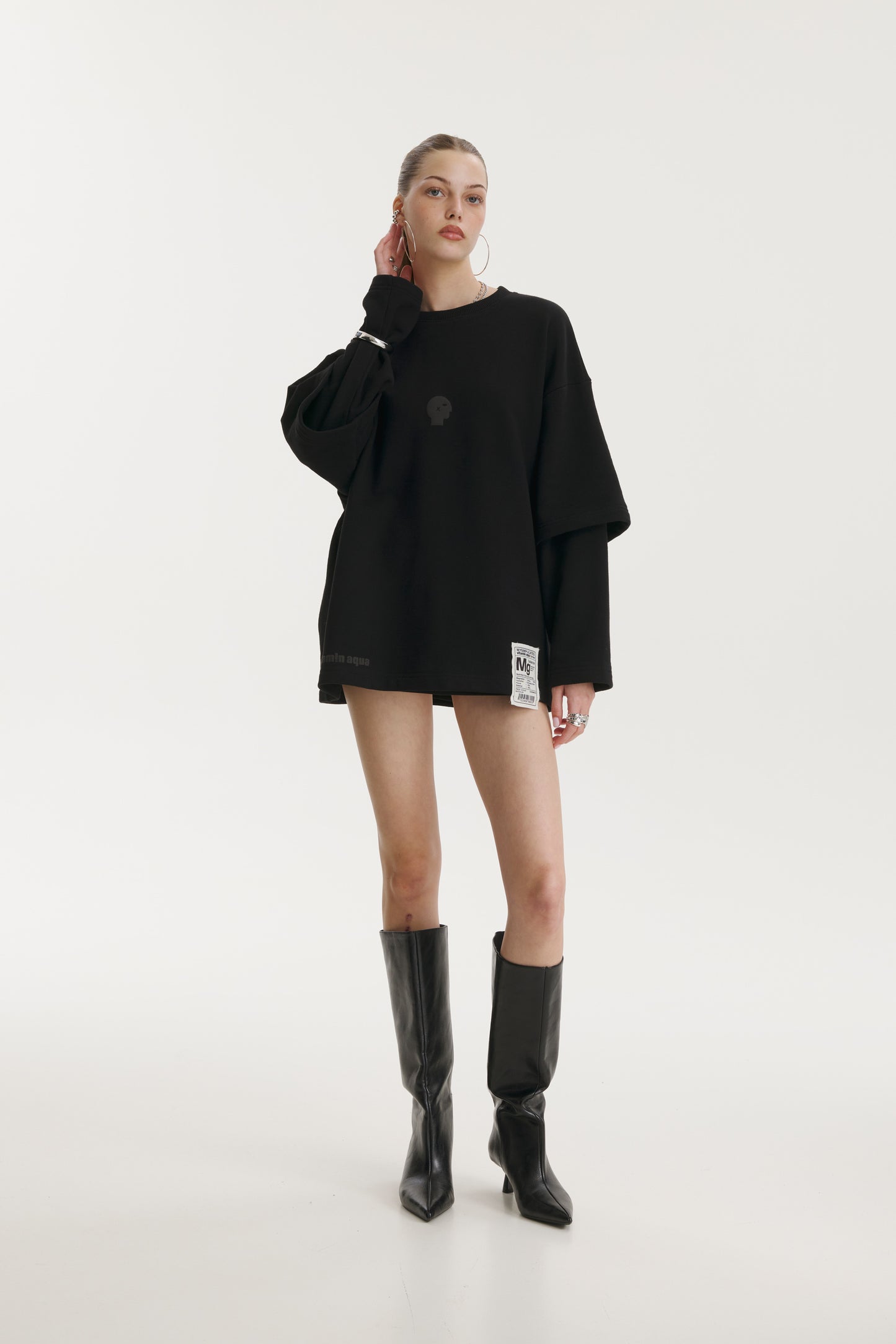 Vitamin Aqua MG Black Double Sleeve