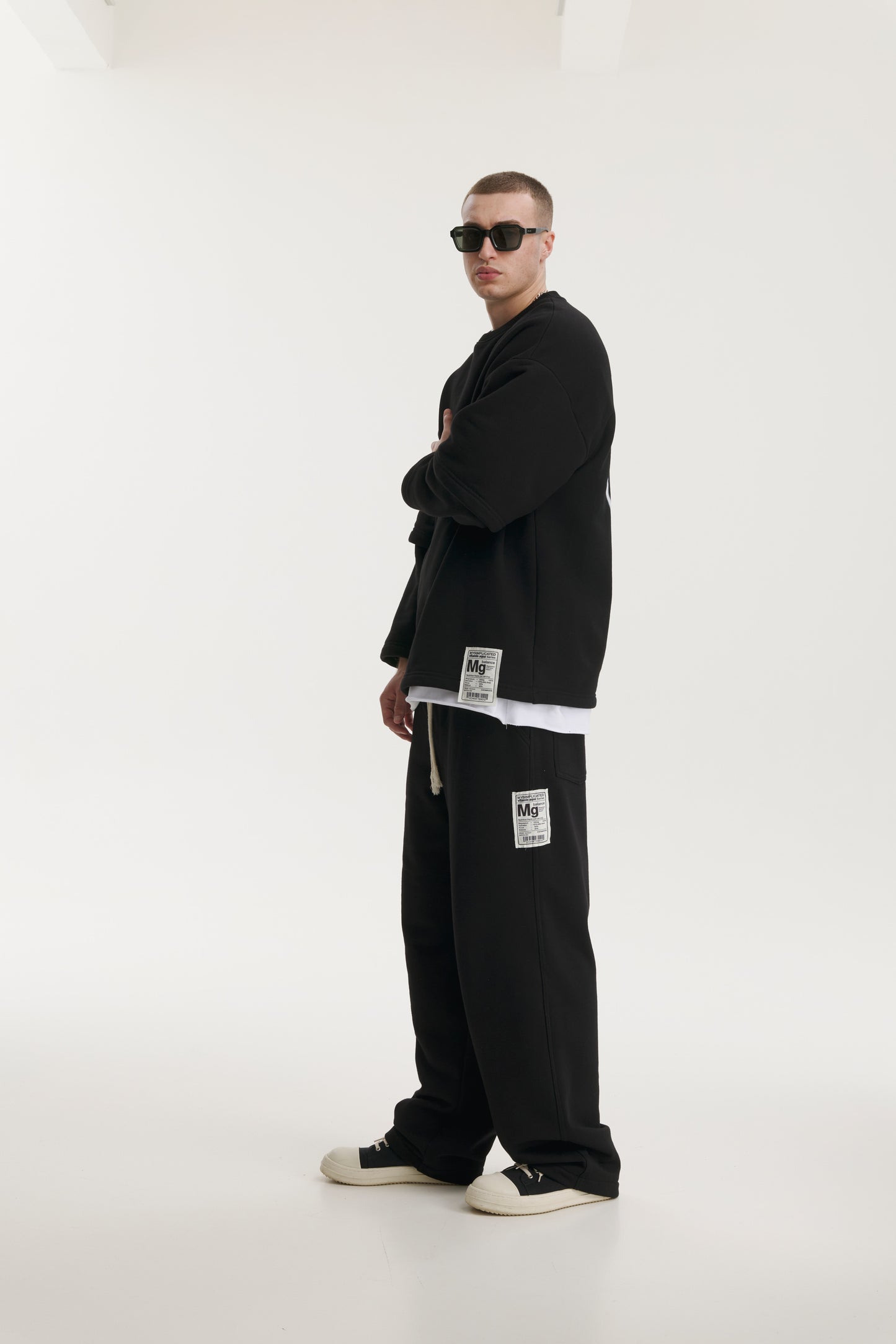 Vitamin Aqua MG Black Double Sleeve