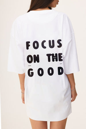 Oversized Cotton White T-shirt Focus - MYS