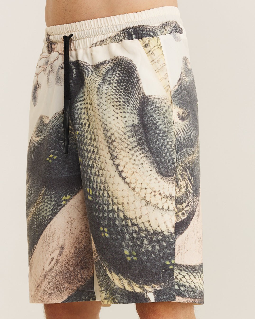 Bermuda Shorts Snake (recycled fabric) - mysimplicated